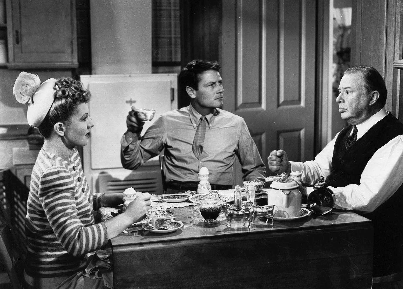 MV5BZGI0NjBjNjgtZjUxNi00OTgzLThlMjAtMjZmNjE2YzY0YjMxXkEyXkFqcGdeQXVyNjc2OTM5MTU@._V1_